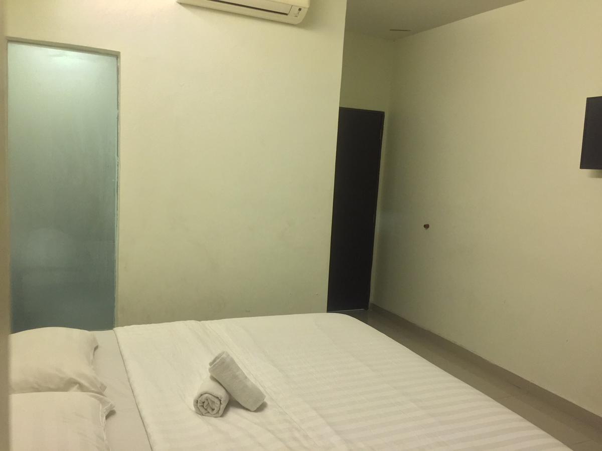 Desa House Hotel Kepong Exterior foto