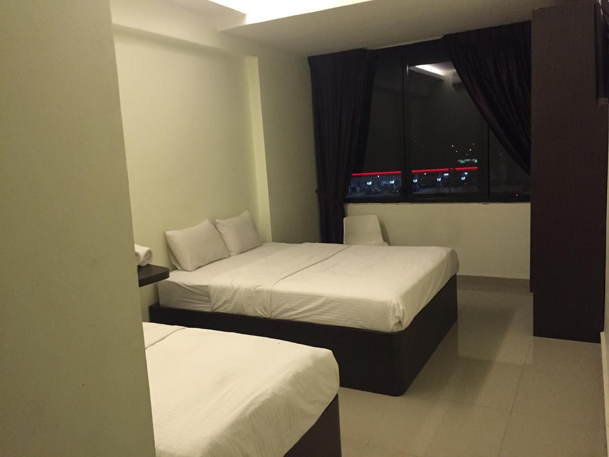 Desa House Hotel Kepong Exterior foto