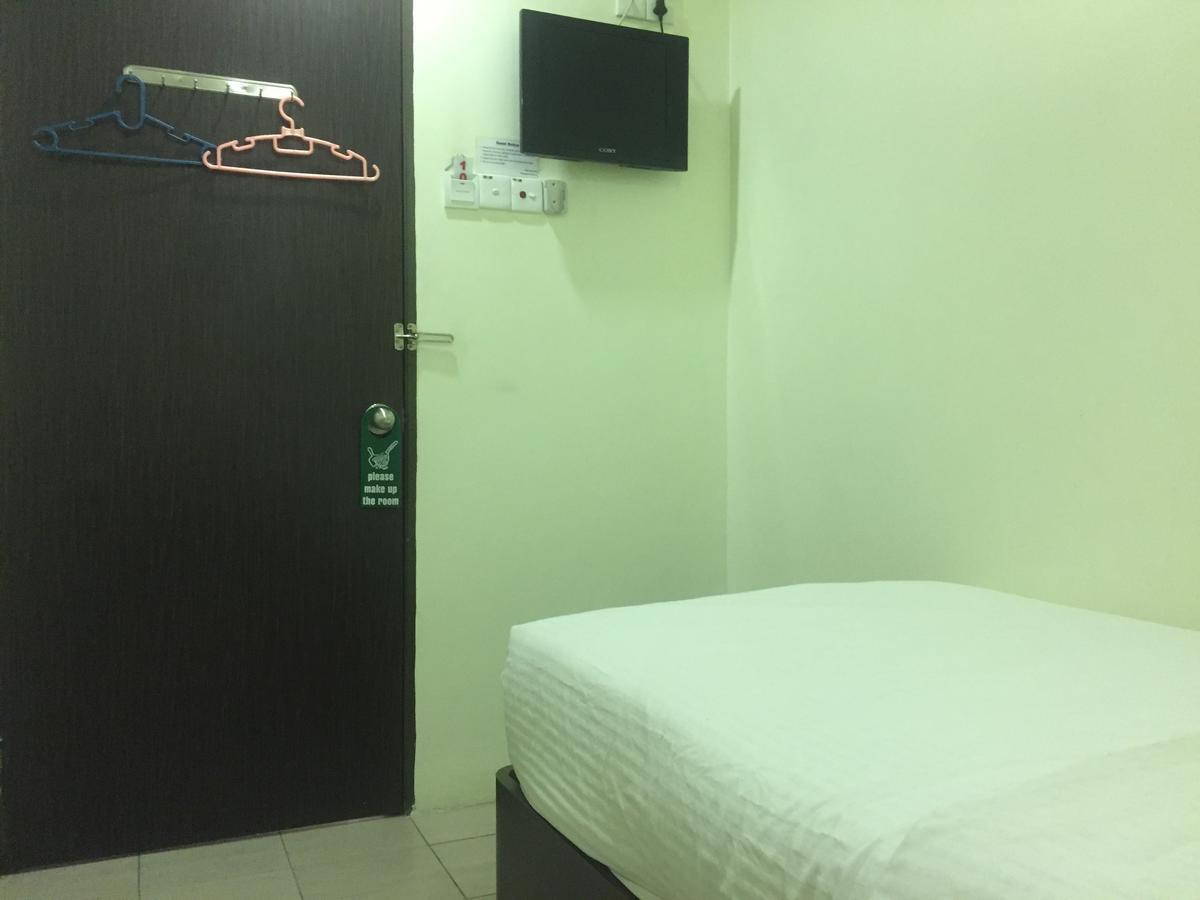 Desa House Hotel Kepong Exterior foto