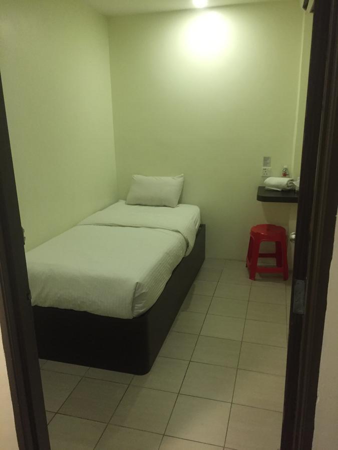 Desa House Hotel Kepong Exterior foto