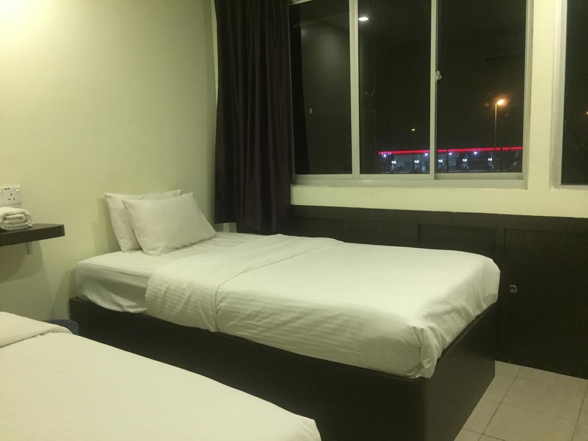 Desa House Hotel Kepong Exterior foto