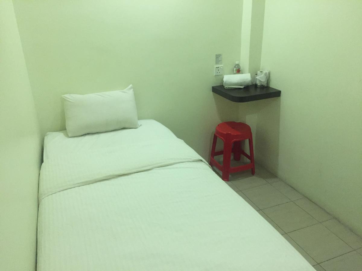 Desa House Hotel Kepong Exterior foto