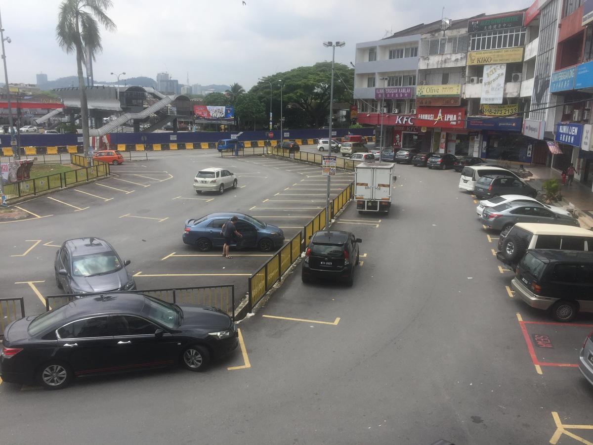 Desa House Hotel Kepong Exterior foto